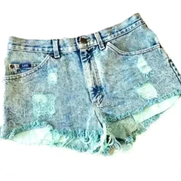 Vintage Vintage Turquoise Tinted High Waisted “Mom” Distress Cutoff Jean Shorts - Picture 2 of 12